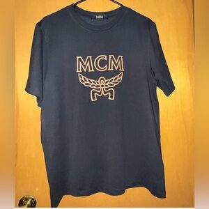 MCM Black Tee
Size Large 
Great Condition
Will Ship ASAP!